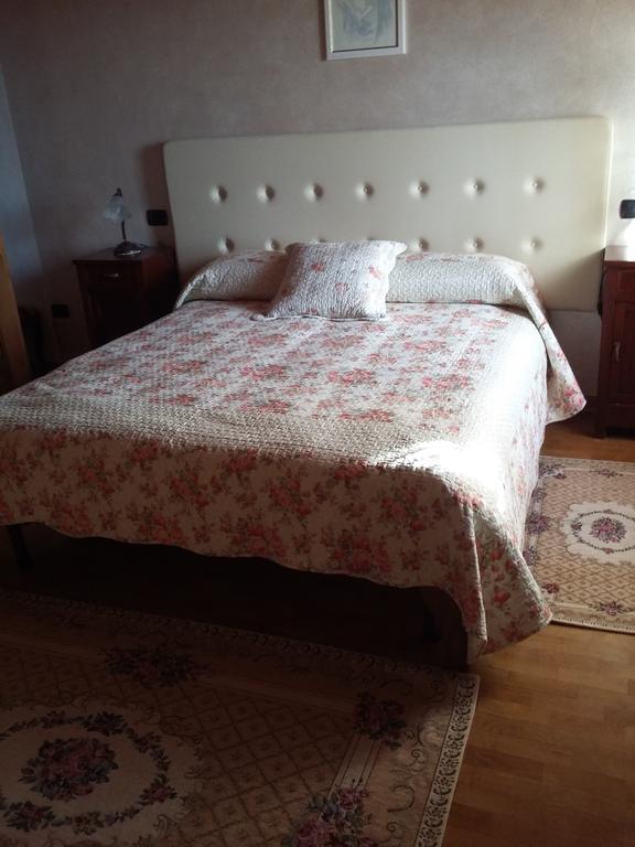La Carbonara 6 Bed & Breakfast Bardolino Exterior photo